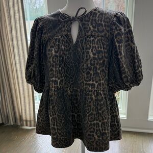 Entro Leopard Print Denim Puff Sleeve Top Sz L